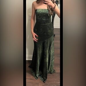 Park & Fifth Sterling Dress in “Fern”